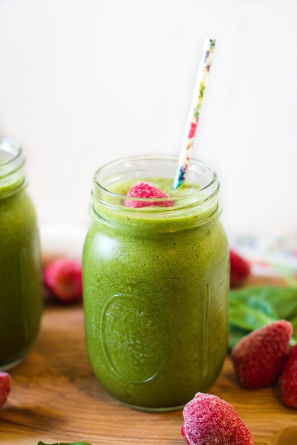 Green Strawberry Banana Smoothie Green Strawberry Banana Smoothie